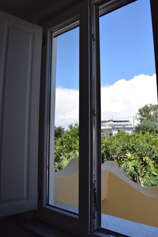 La Casa Di Cirro Procida Exterior foto