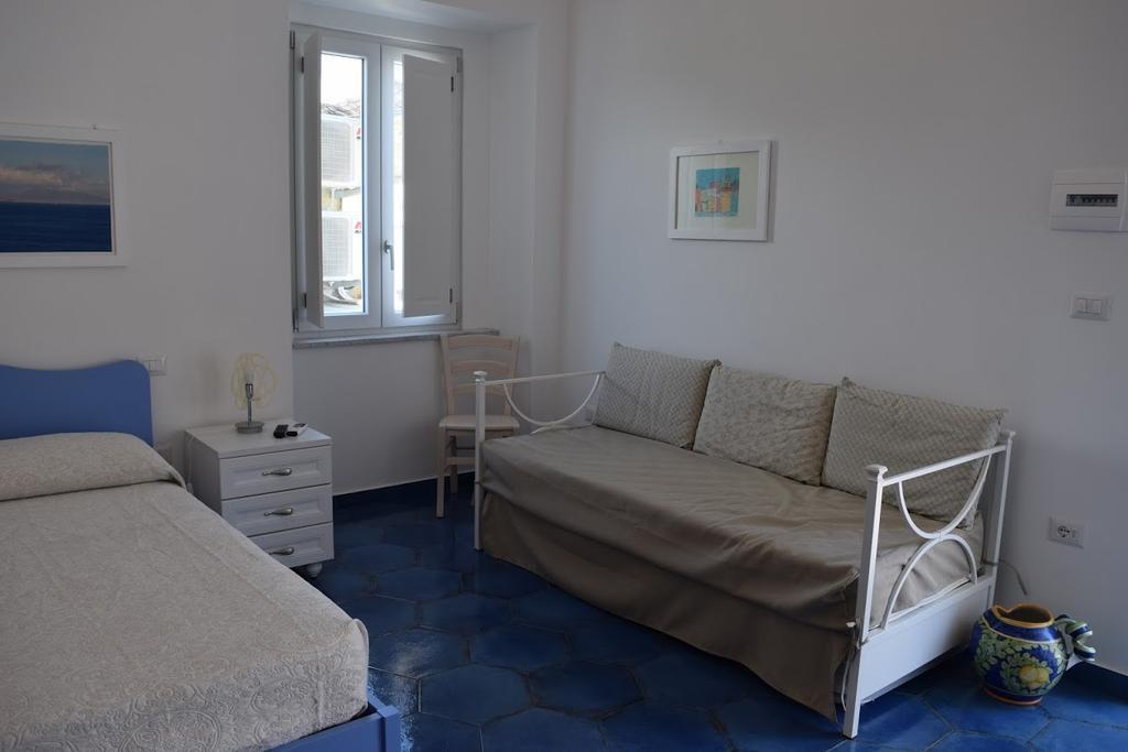 La Casa Di Cirro Procida Exterior foto